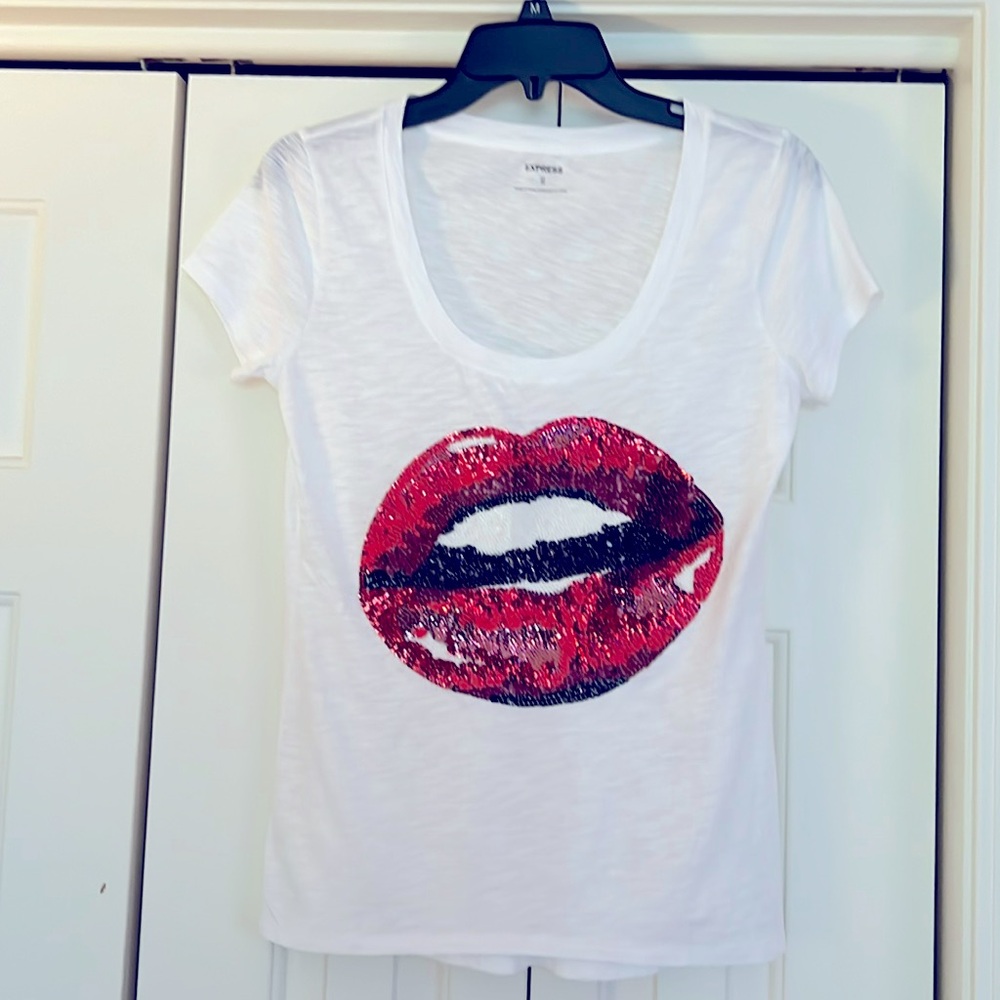 Womens/Juniors Express T-shirt white with sequins design.